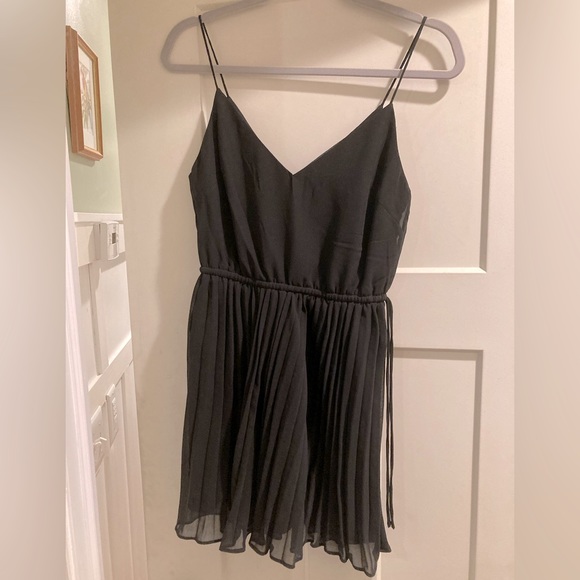 ASOS pleated black top/dress - Picture 1 of 3